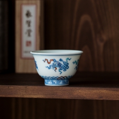 斗彩吉祥八宝杯