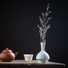 影青窈窕瓶花插