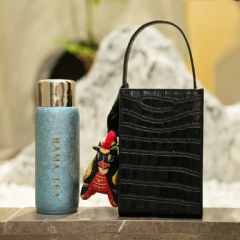 八马鳄鱼纹钛晶杯便携杯袋