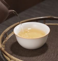 象牙白鸡缸汝窑杯